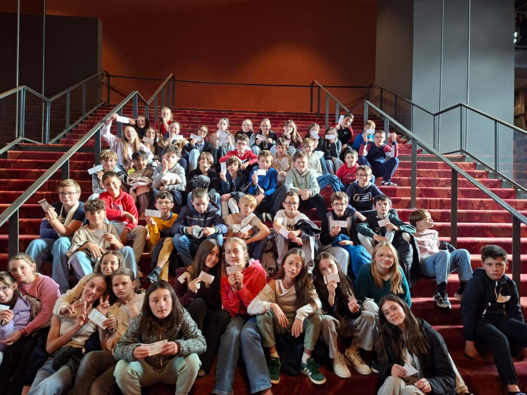 sortie-a-la-comedie-pour-les-5eme