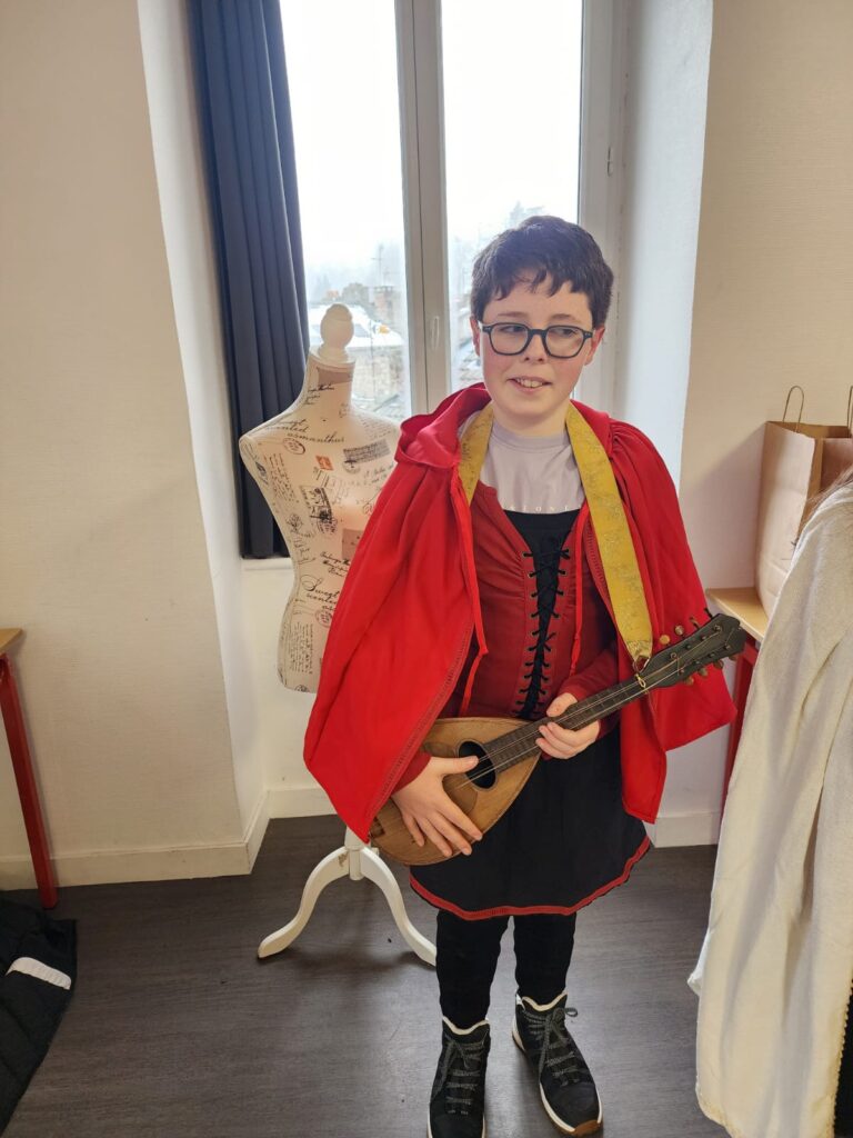 les-5eme-se-costument